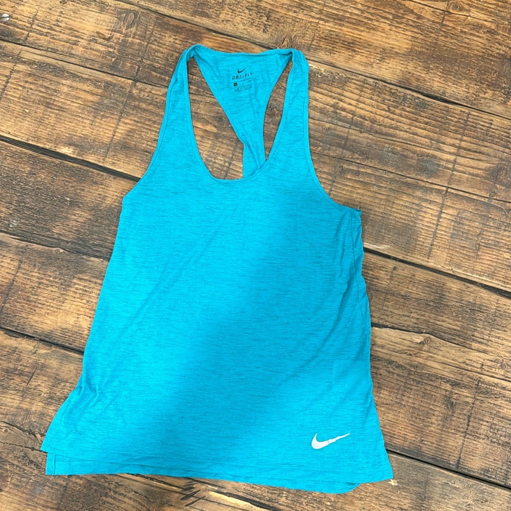 Women’s Nike dri-fit tank